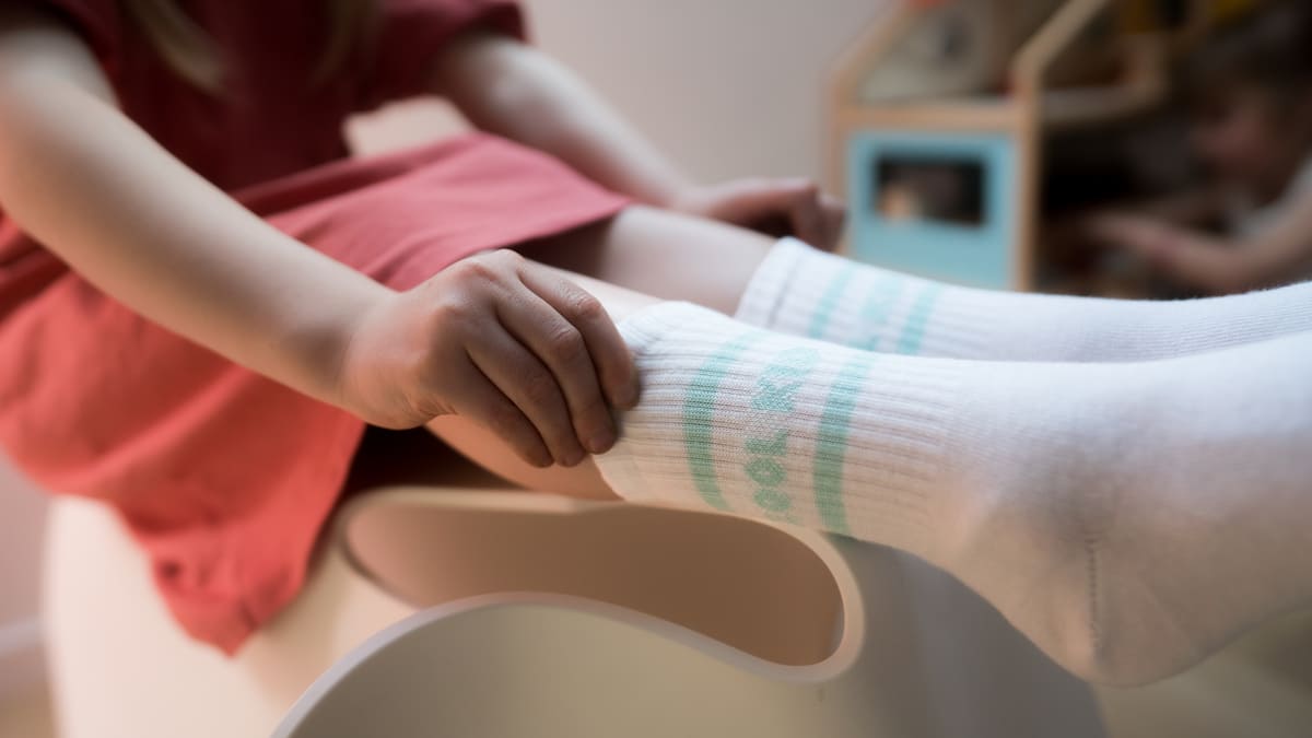 cool kid socken für Kinder aus Bio-Baumwolle am Kinderfuß