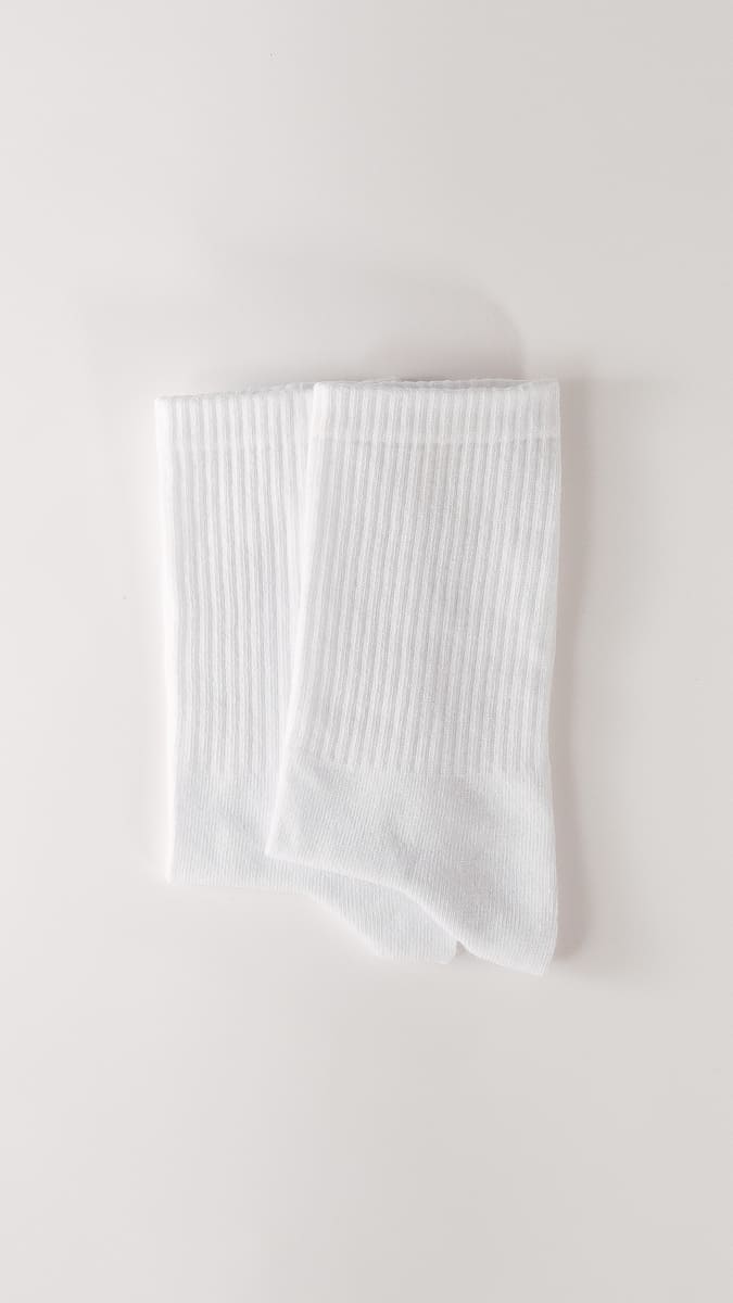 blanco puro weiße Tennissocken von arrel aus Bio-Baumwolle